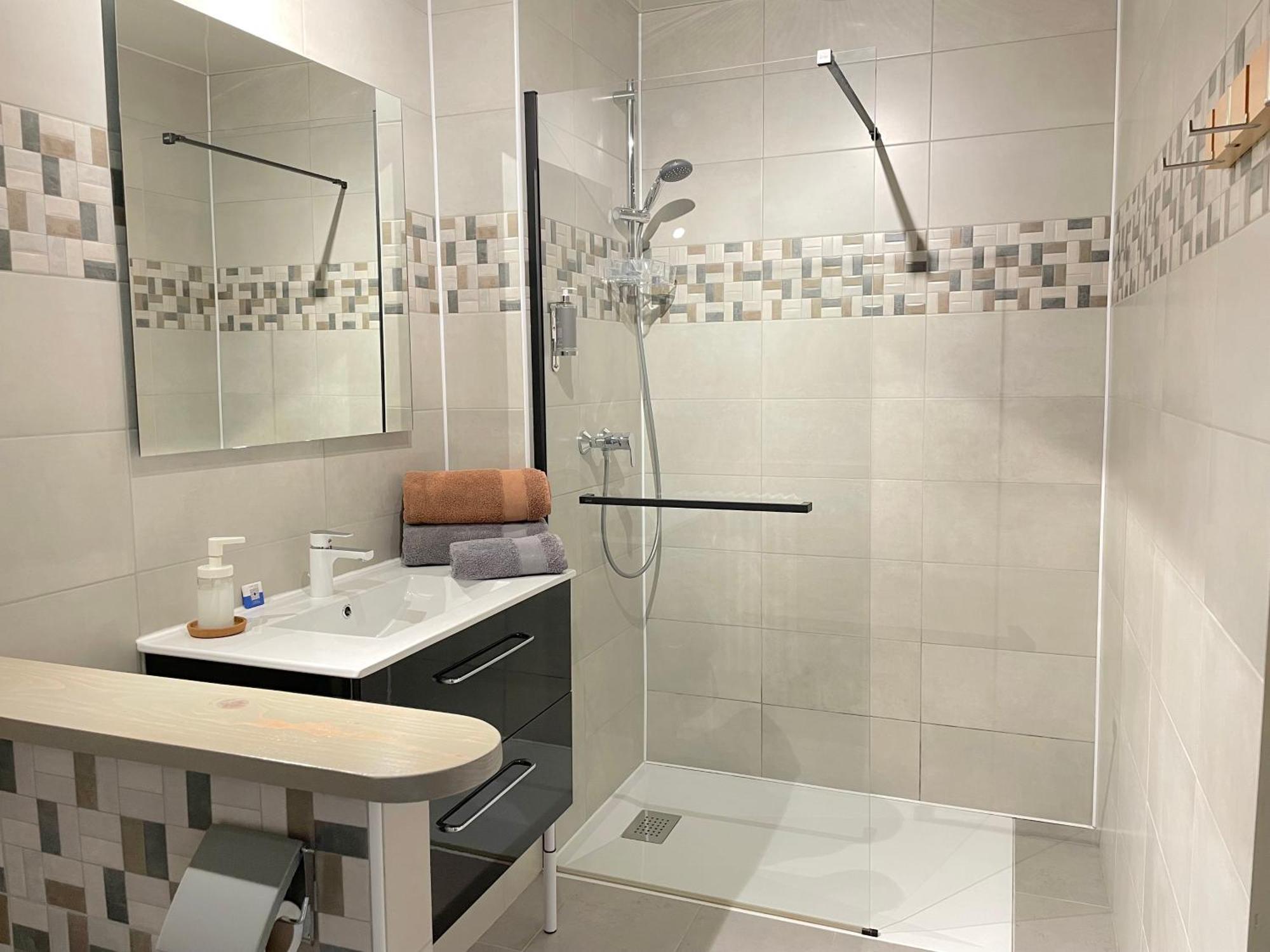 Rosans Atypique Detour Bed & Breakfast エクステリア 写真
